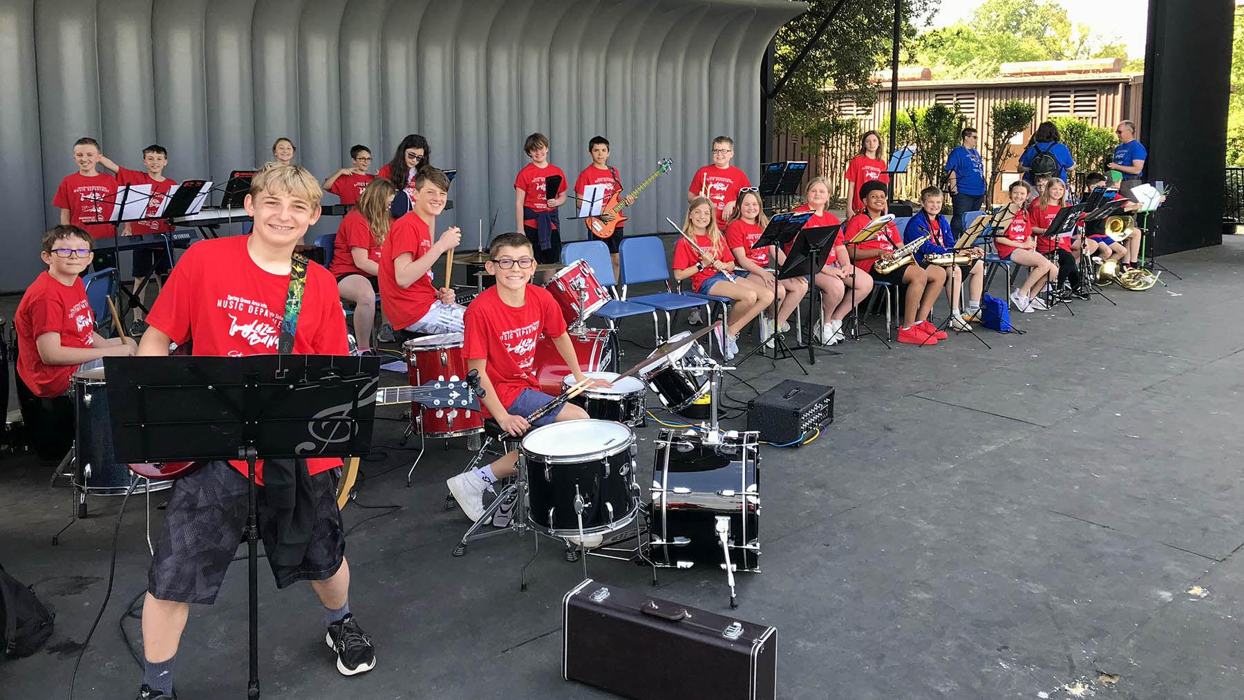 Jazz band on National Sylvian Theater with instruments